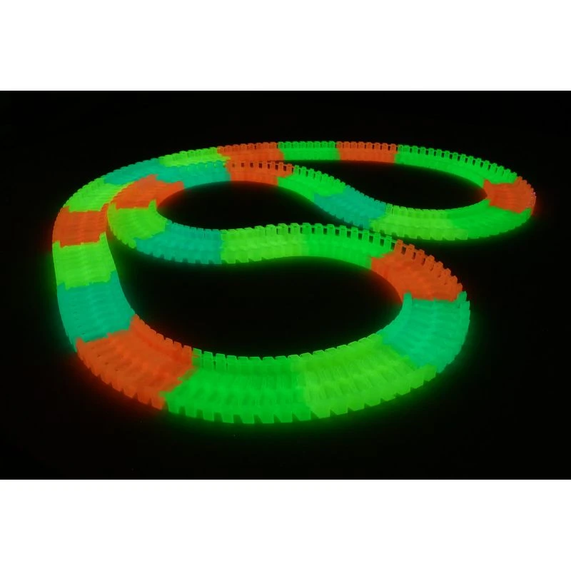 Circuit Magic Tracks 224 Pièces Avec Voiture 5 Circuit Magic Tracks 224 Pièces Avec Voiture – Image 3