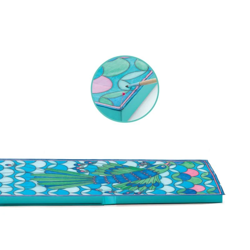 Peinture Sur Soie "Le Paon" - Djeco 4 Peinture Sur Soie "Le Paon" - Djeco – Image 2